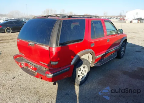 1998 Chevrolet Blazer Lt from USA, damaged, VIN 1GNDT13W1W2129626